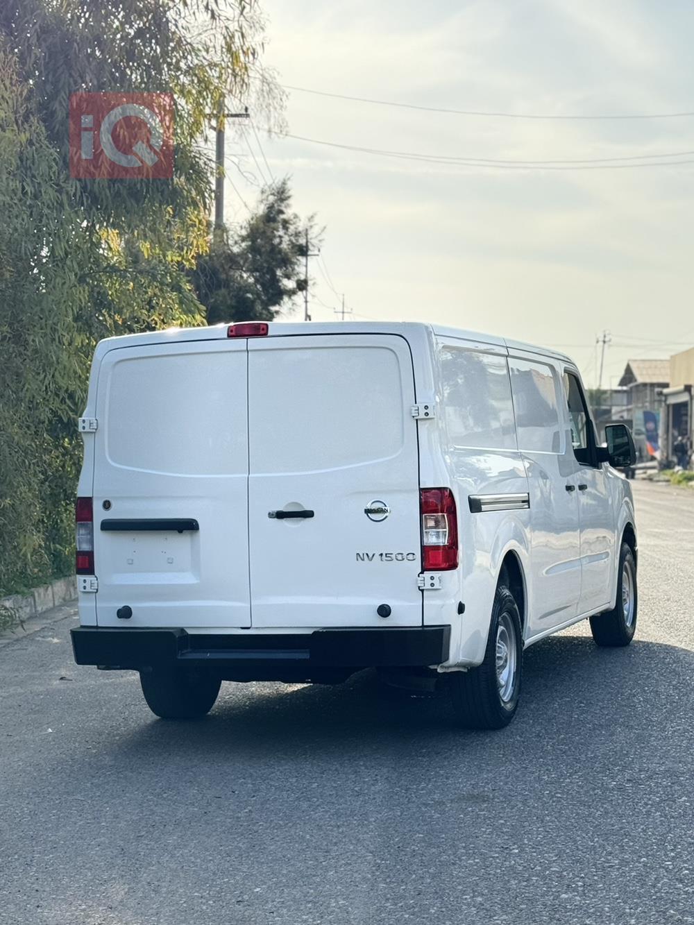 نیسان NV